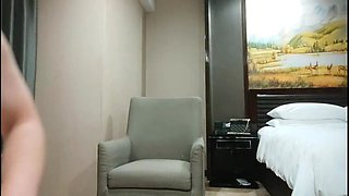 amateur sunanx fingering herself on live webcam