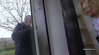 Toying mature warms up for sex with a toyboy