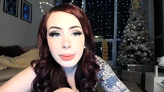 Cute amateur brunette naughty in solo jerking show on camera