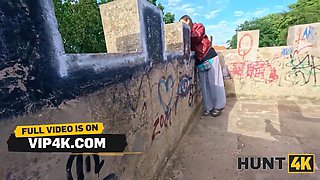 Hunt4k. bf doesn't mind when the hunter fucks his gf