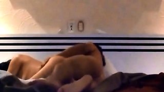 Esposa mexicana disfrutando de sexo duro con su amante en ca