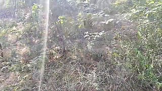 Bakri Charane Vali Bhabi Ko Choda Jangal Me