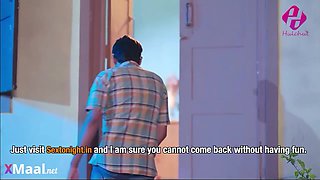 Indian beauty ignites wild passion with massive, sultry allure