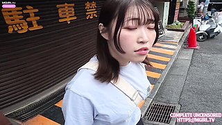 Hot Babe Risking It Where Anyone Could Walk In