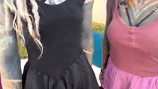 Daytime Looks & Playful Moments