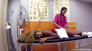 Young massage girl Venus Afrodita and Nick Moreno fuck hot chubby client