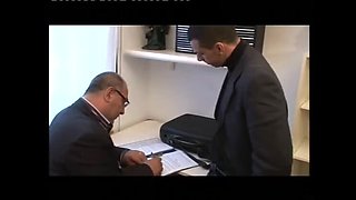 Huge Ass Threesome Fucking with Italian Babes