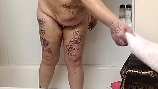 Mandi candis dirty in the shower