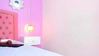 Brunette Couch Webcam Solo Fun Masturbating