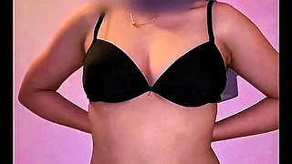 Teaching My Innocent and Religious Stepsister to Have Sex for the First Time