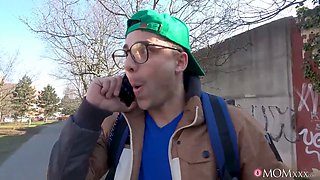 Total bitch cougar cheating on spouse with schoolgirl neighbour - mommy xxx