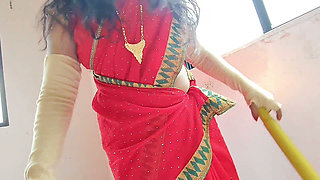 Indian Maid Has Sex with Hot Young Boss