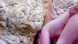 Double penetration on the beach!