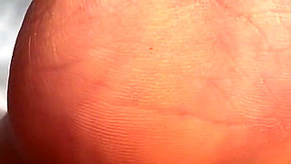 Giantess Sole Worship