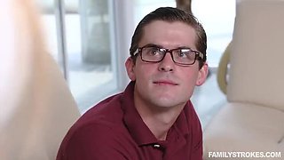 Cute Stepsister Gives Blowjob to Stepbrother on Couch - Avery Adair Facial