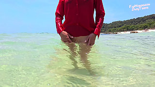 910 in Pantyhose Under Water