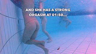CHINESE GIRL HAS STRONG JET ORGASM