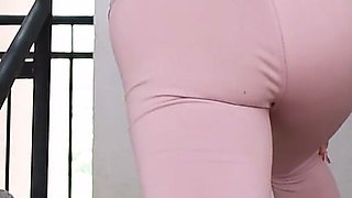 Oups I Wet My Leggins