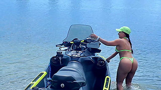 Sucking & Fucking My Jetski Instructor's Dick on the Beach