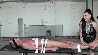 Tickle Hour with Girlfriend