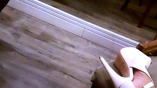 Hot amateur busty brunette masturbate in webcam