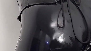 Latex Lesbian Domination Strap-on Fucking with Lohhtuz