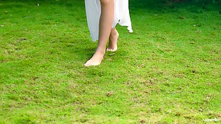 Superb teen girl erotic solo