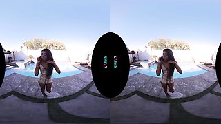 VRHUSH Amari Anne is tired of the party and wants to fuck