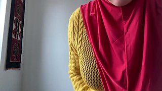 Fatima-cumming in red hijab