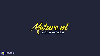 Perfectly Curved 61 Year Old Milf Lady Ava Sure Knows How To Get Her Shaved Pussy Reach That Climax