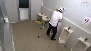 111-youth-with-artueeare-