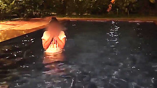 Hot Wife Risking Fucking in Public Pool at Night