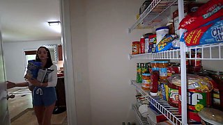 Brooke Tilli – Innocent Step Sis Gets Pranked While