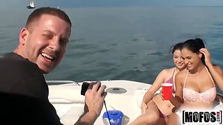 Mofos.com - Daisy Jasmine - Free Real Slut Party Sex