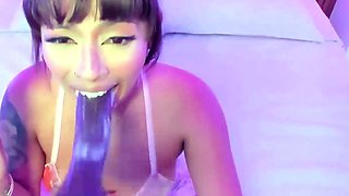 One Minute Of Ecstasy: Miiaa Moonroeeâs Brunette