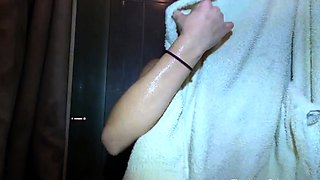 Redhead's Solo Shower Show