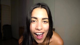 Romanian amateur webcam teen masturbate