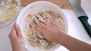 Brunette amateur teen babe sucking