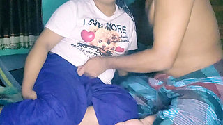 Bangladeshi Housewife Blowjob and Hardcore Sex with Big Cock BF in Homemade HD