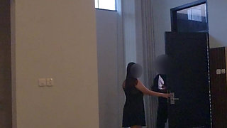 Courier Prank Thirst Trap - BAN