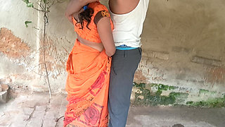 Indian Wife Sonia In saree