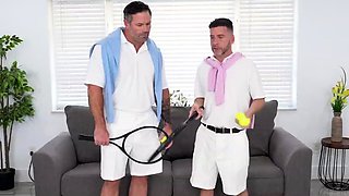 Riley Star & Luna Luxe - Swapping Massage Gets Intense