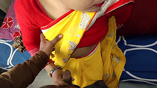 Standing at the Door, the Beautiful Sister-in-law Is Waiting to Get Fucked by Her Brother-in-law.