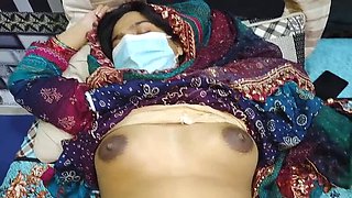 Desi Doctor Fucks Pregnant Bhabi Hard in Indian Sex Video