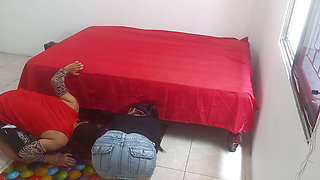 I Fucked the Plumber While He Was Repairing the Bed. Exclusive Real Porn