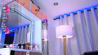 Amateur brunette ariana marie solo toying