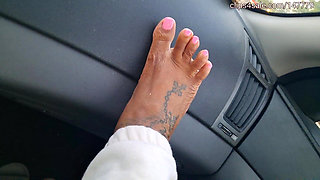 Sunday Feet Worship with Chubby Kisha