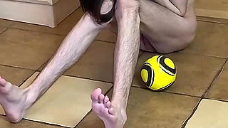 Crazy Kicking Into His Fucking Testicles! We Make Sperm Porridge in His Crotch! - Dave Moon - Jennifer - Bbusting (ballbusting)