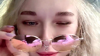 What Are You Doing? Today I Will Be Naughty