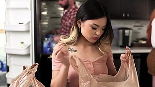 Family Swap-Swap Family Settles in